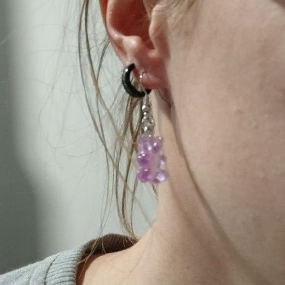 Handmade purple gummy bear dangle earrings y2k - Picture 3 of 3